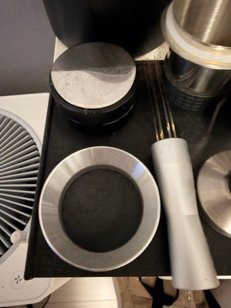 SALE De’Longhiエスプレッソメーカー デディカ アルテ EC885J