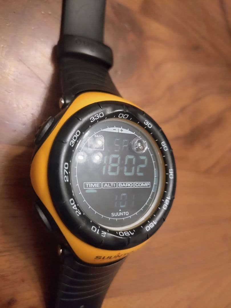 超美品 SUUNTO VECTOR Yellow スント ベクター イエロー