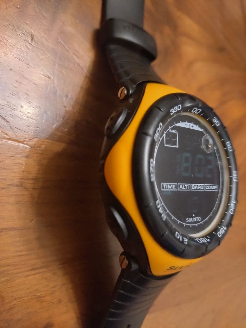 超美品 SUUNTO VECTOR Yellow スント ベクター イエロー