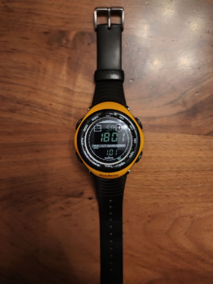 超美品 SUUNTO VECTOR Yellow スント ベクター イエロー