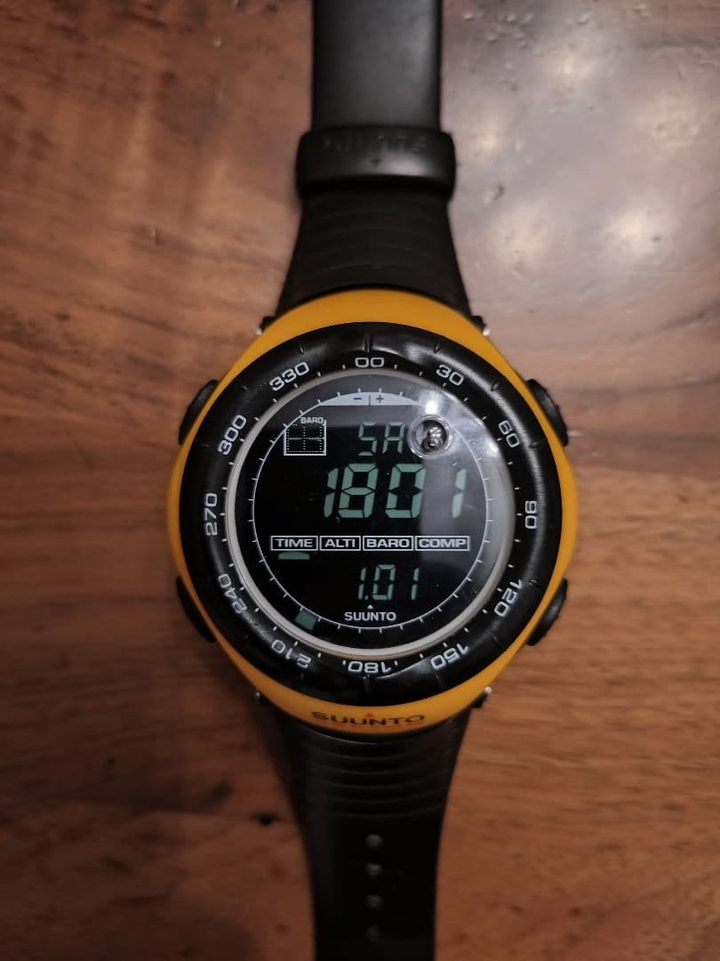 超美品 SUUNTO VECTOR Yellow スント ベクター イエロー