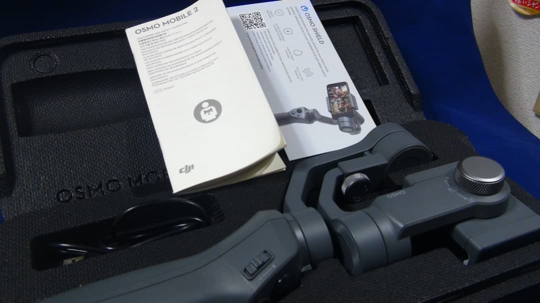 OSMO MOBILE-2  3軸ジンバル スタビライザー（美品！）