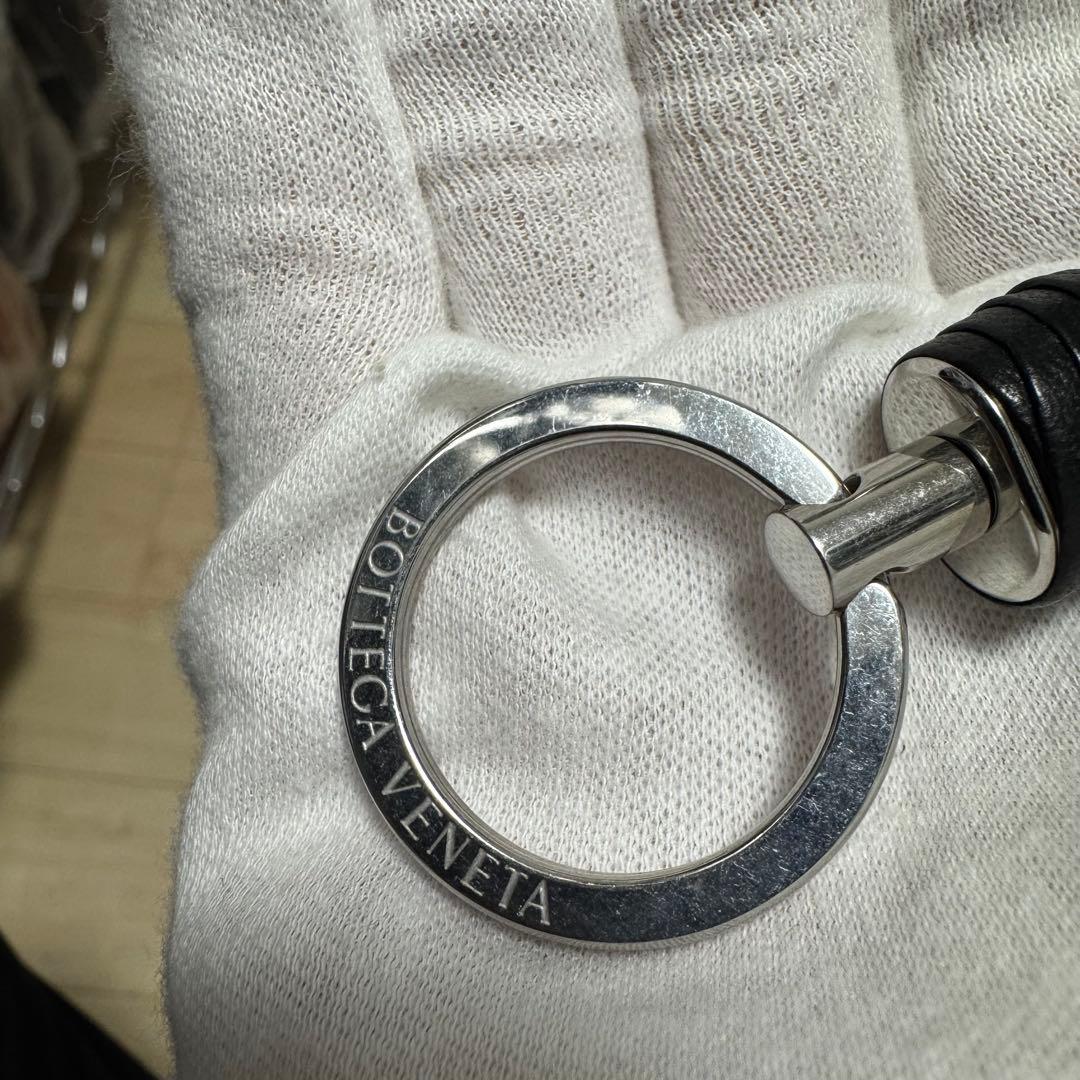 【新型】【新品】BOTTEGA VENETA　ボッテガヴェネタ　キーリング　黒