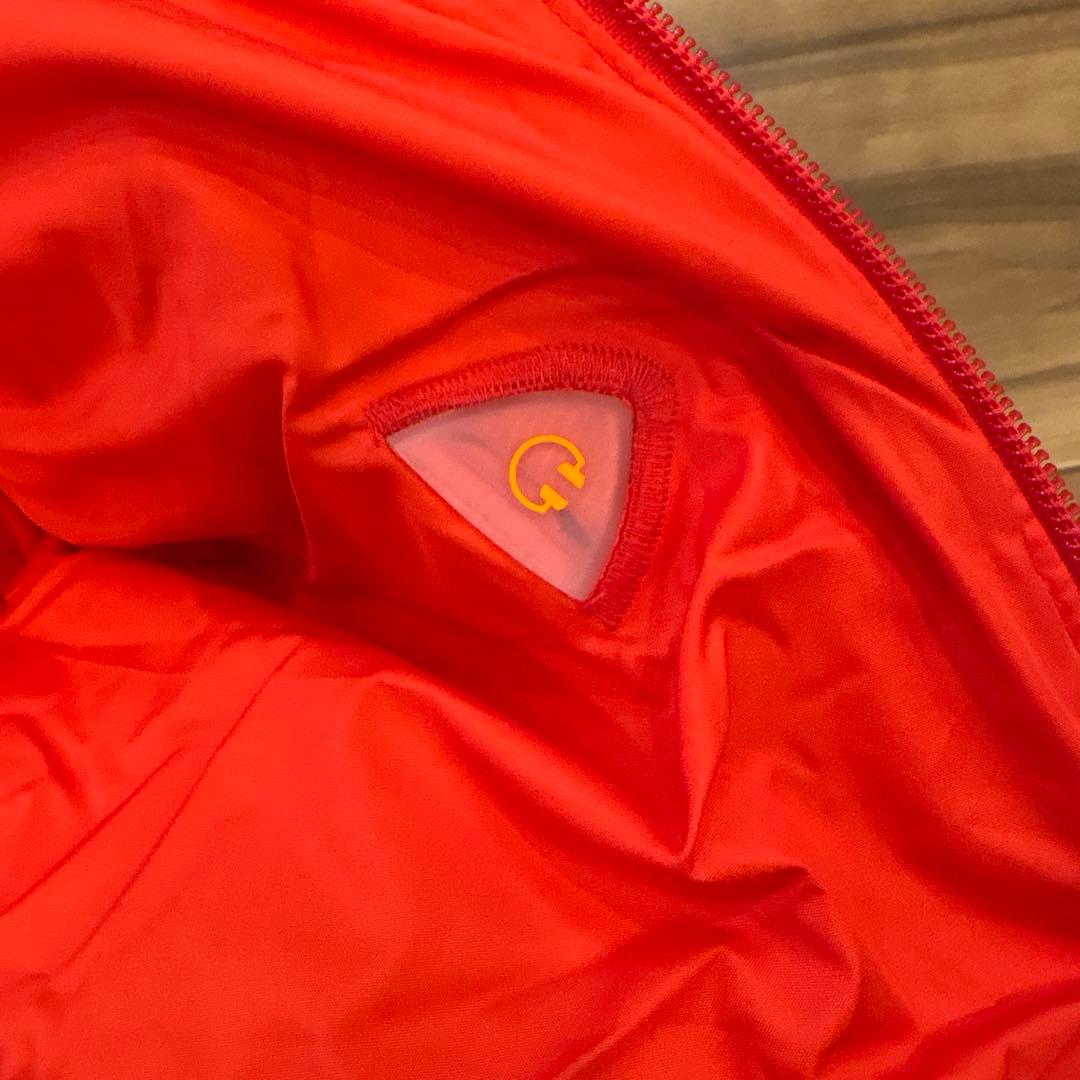 h*n様 NIKE ACG ダウンベスト Sサイズ