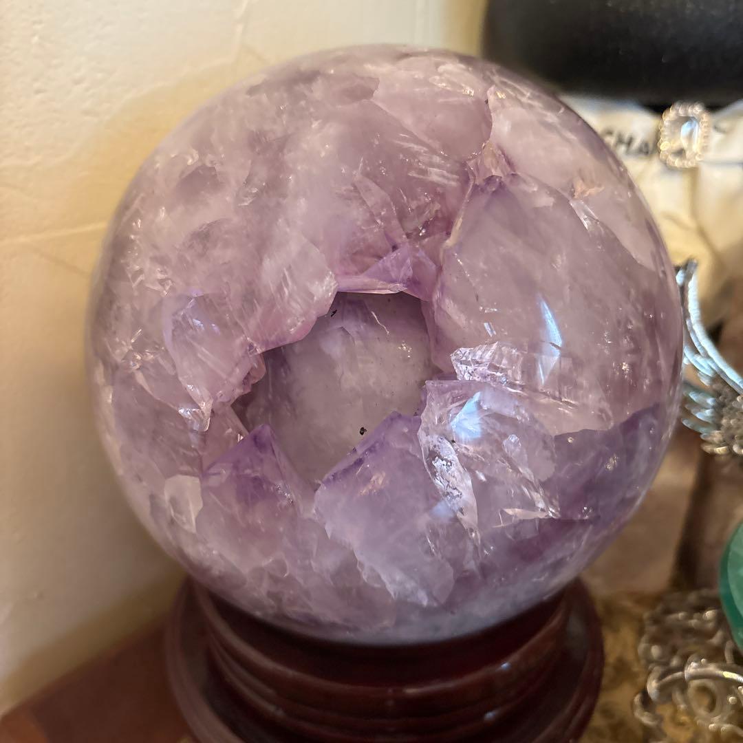 美品☆アメジスト☆大玉笑口☆回る台座付き