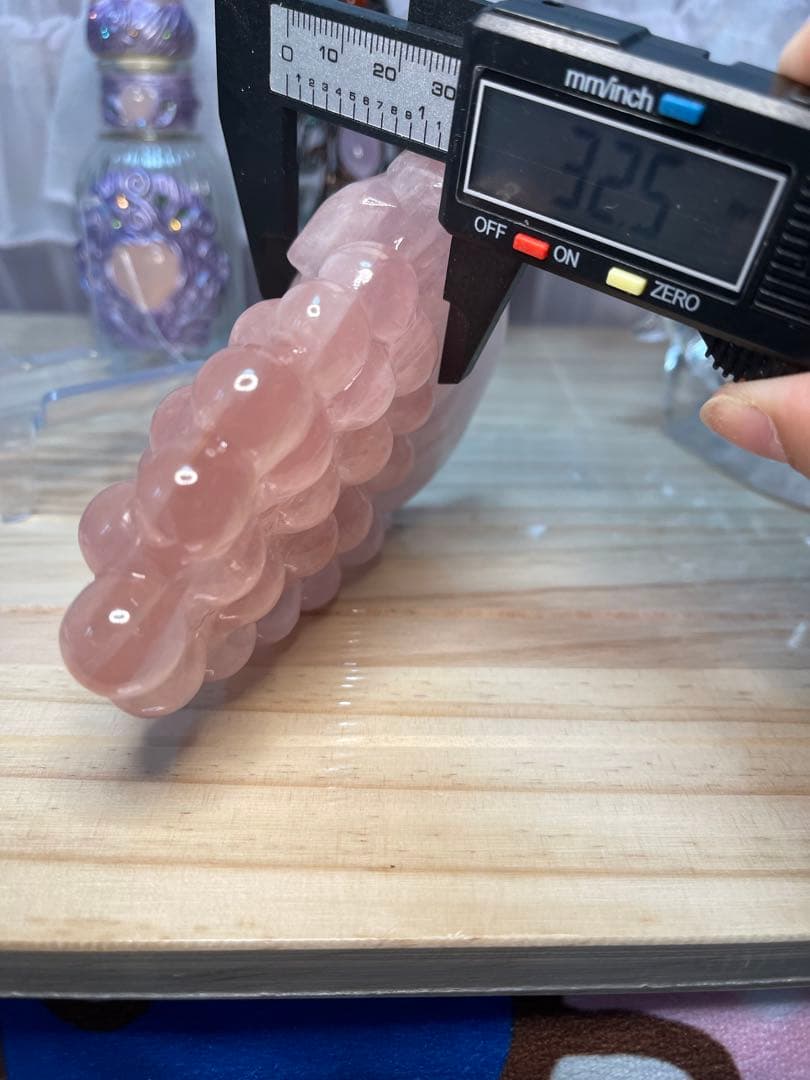 大きい　綺麗　高品質^_^ 天然石　水晶　ローズクォーツ　ぶどう手彫り置物原石
