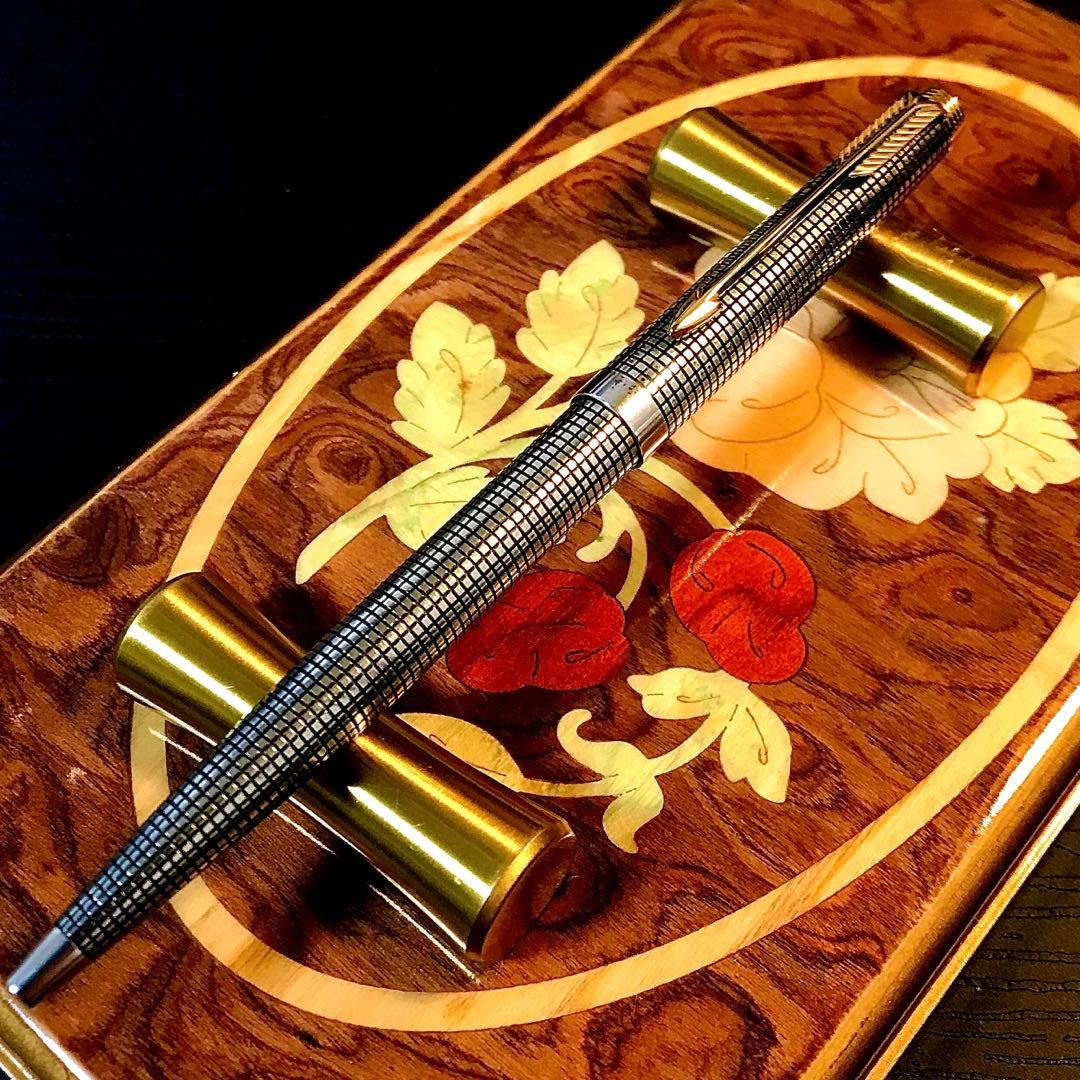 ☆お勧め☆パーカースターリング シルバーボールペン （ジェットストリーム)替芯付