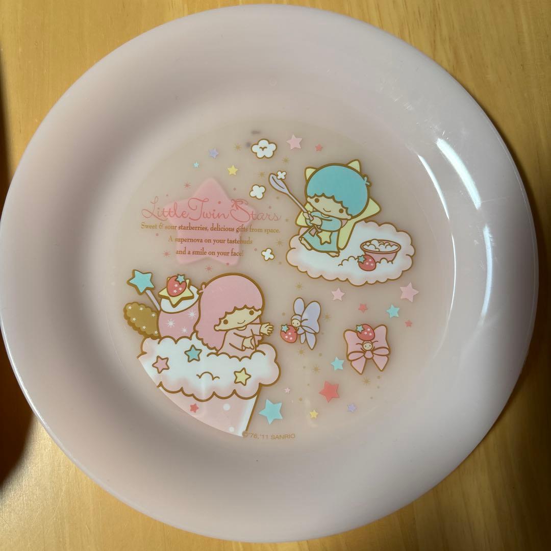 キキララ　ピクニックセット　イチゴ