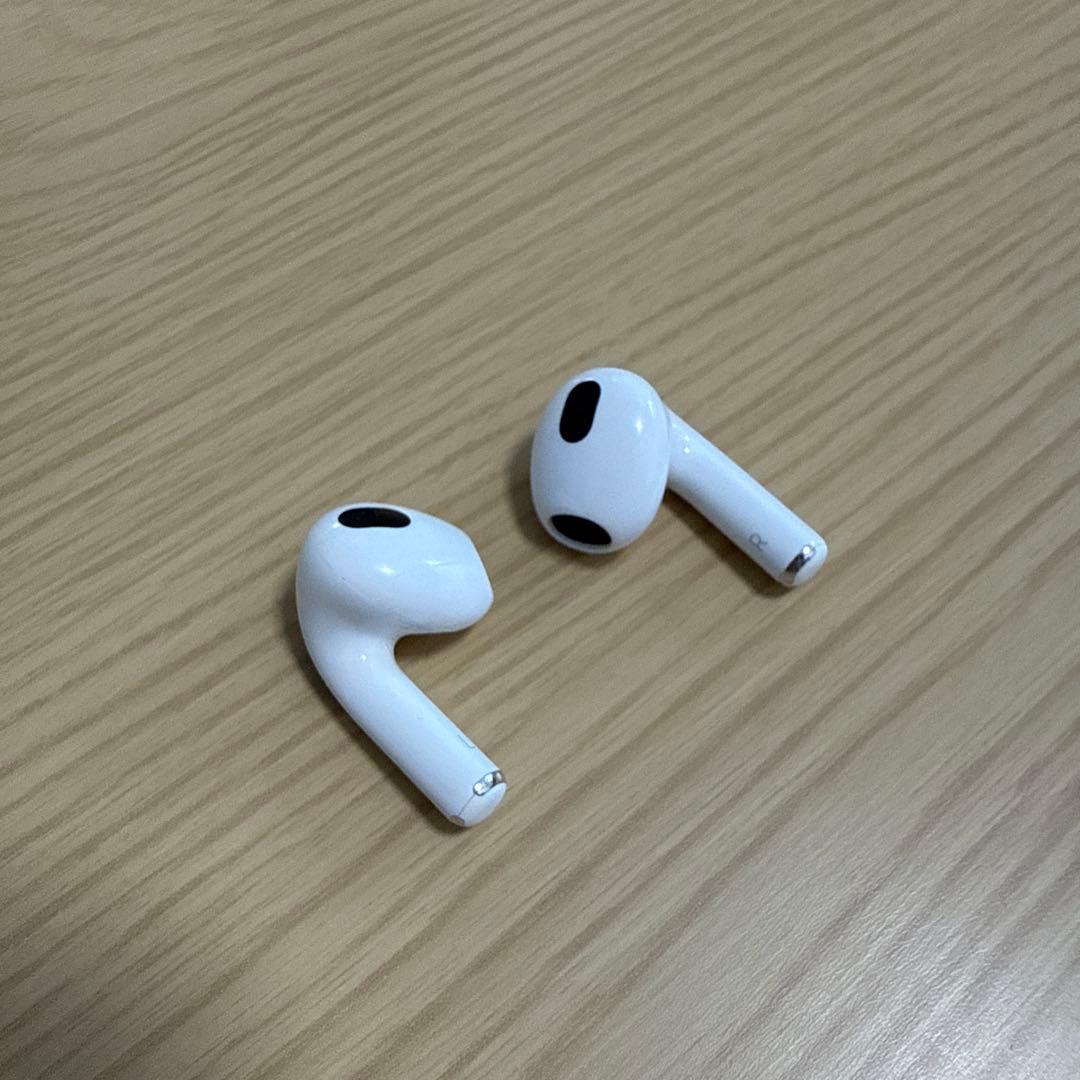 AirPods 3 Lightningタイプ