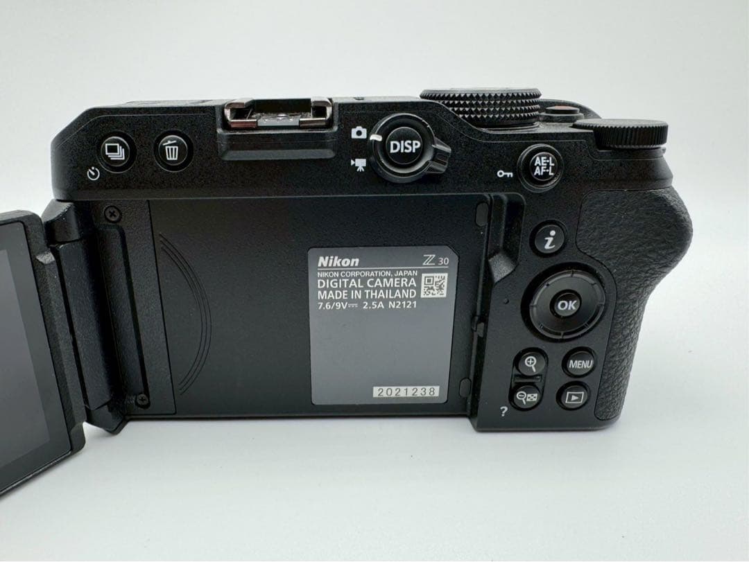 ☆外観美品ジャンク【NIKON】Z30 ボディ ニコン