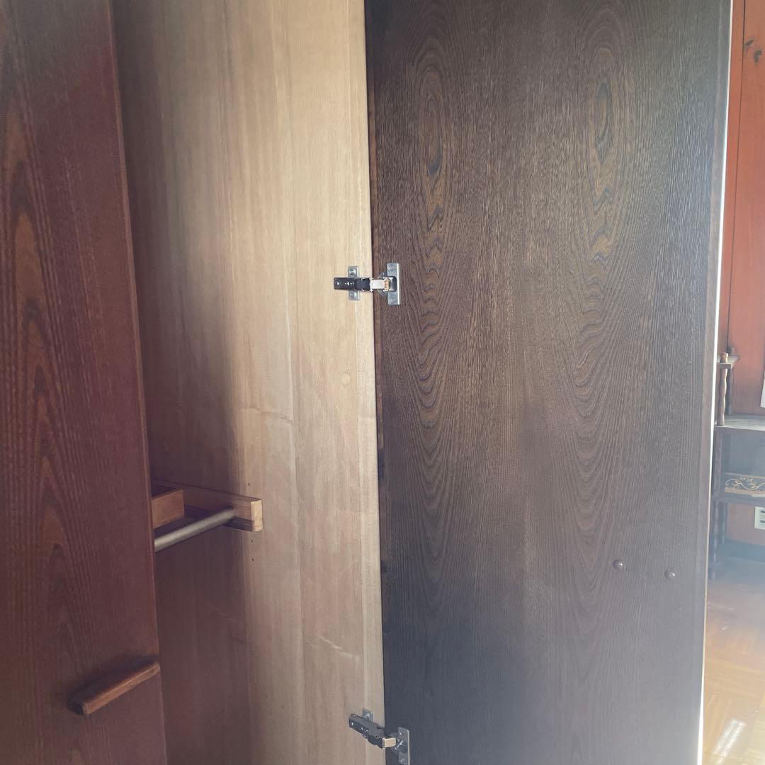 YAMAHA ヤマハの家具　ビンテージ家具　ダークブラウン木製クローゼット 2扉