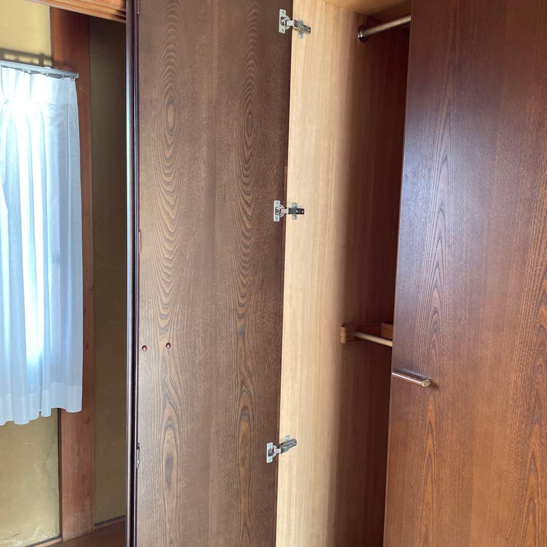 YAMAHA ヤマハの家具　ビンテージ家具　ダークブラウン木製クローゼット 2扉