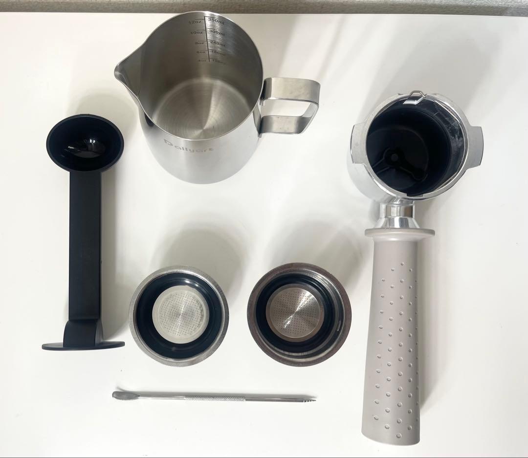 デロンギ　スティローザ エスプレッソマシン 新色