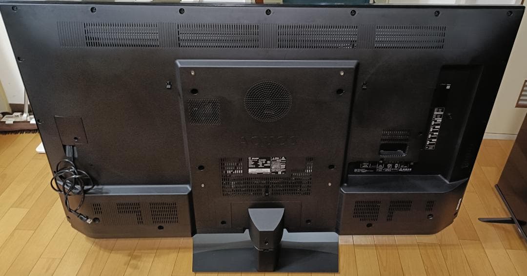 れん　美品!!２０年製シャープアクオス６０V型4T-C60BN1