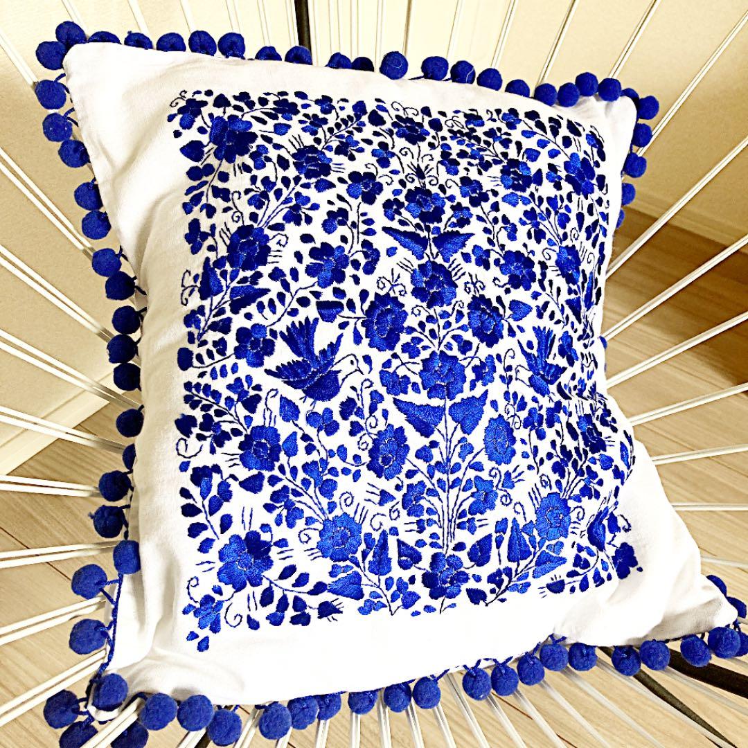新品＊クッションカバー＊メキシコ刺繍＊ブルー×ホワイト＊メキシコ雑貨