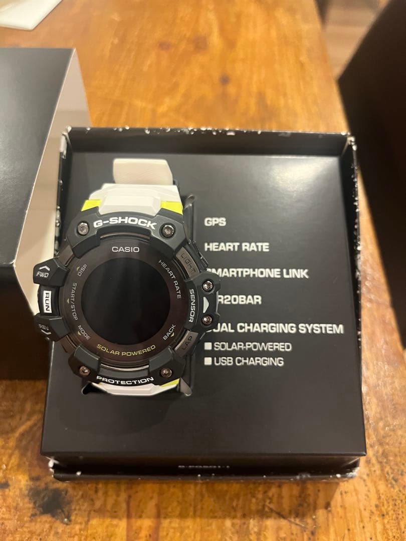 G-SHOCK GBD-H1000 WHITE 値引き交渉あり