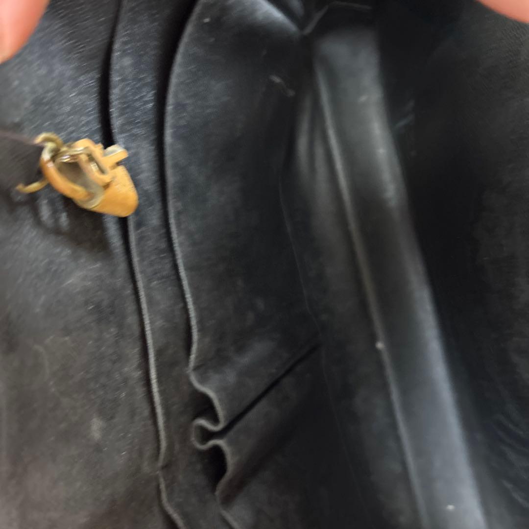 Louis Vuitton エピレザー ビジネスバッグ ブラック