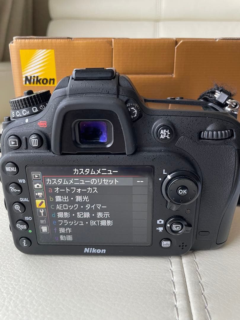 美品！ニコン Nikon D7200 ボディ デジタル一眼レフカメラ 元箱付