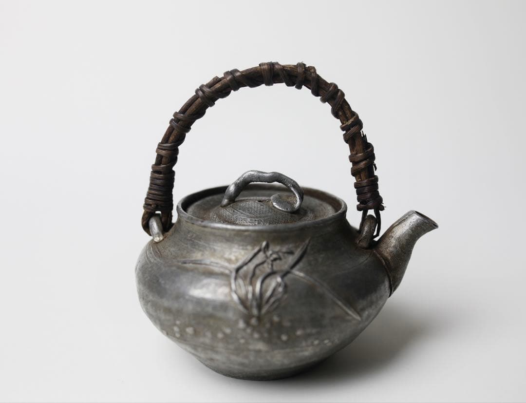 時代 古錫製 銘あり 香山？ 急須 霊知と蘭 細工 茶器 茶道具