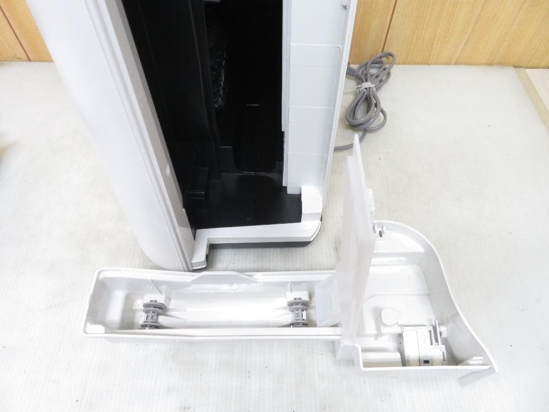 シャープ 2022年製 加湿空気清浄機 ～23畳 KC-R50-W