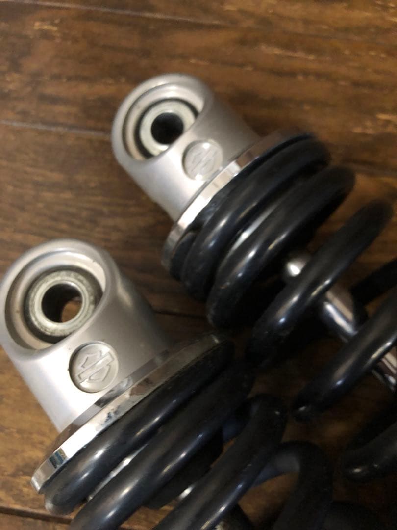 こ*ん様 ハーレー　FXDX 純正サスペンション セット 取り付けボルト付き