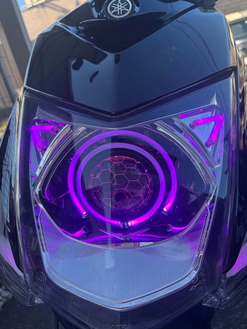 「今日中」 シグナス3型　紫色 LED ヘッドライト　プロジェクター デビルアイ