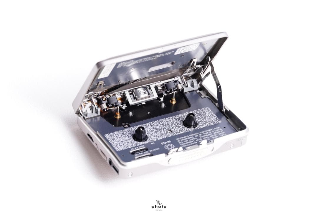 SONY WALKMAN ラジオ カセット WM-FX811 チタングレー