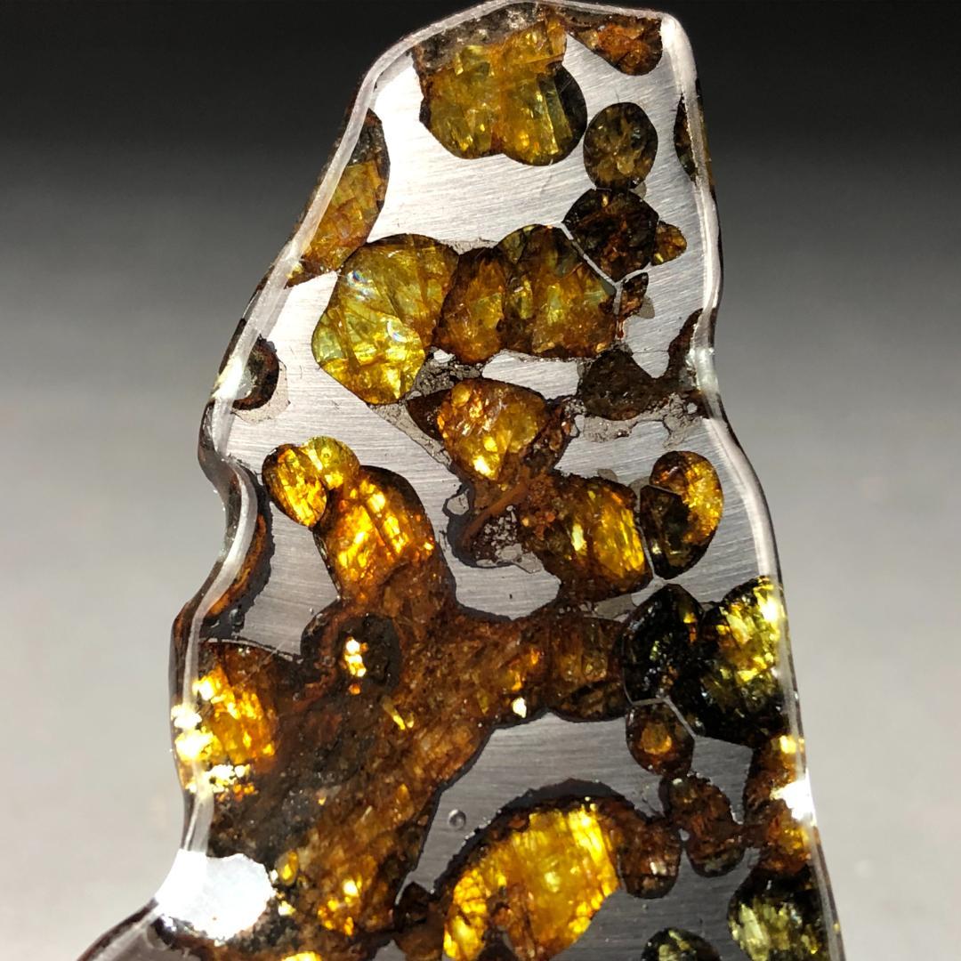 パラサイト隕石 隕石　石鉄隕石　セリコ隕石 美品　重さ約14ｇ　ケース付き