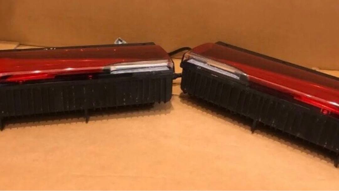 三菱ふそう大型テールランプスーパーグレート シーケンシャル動作確認済み