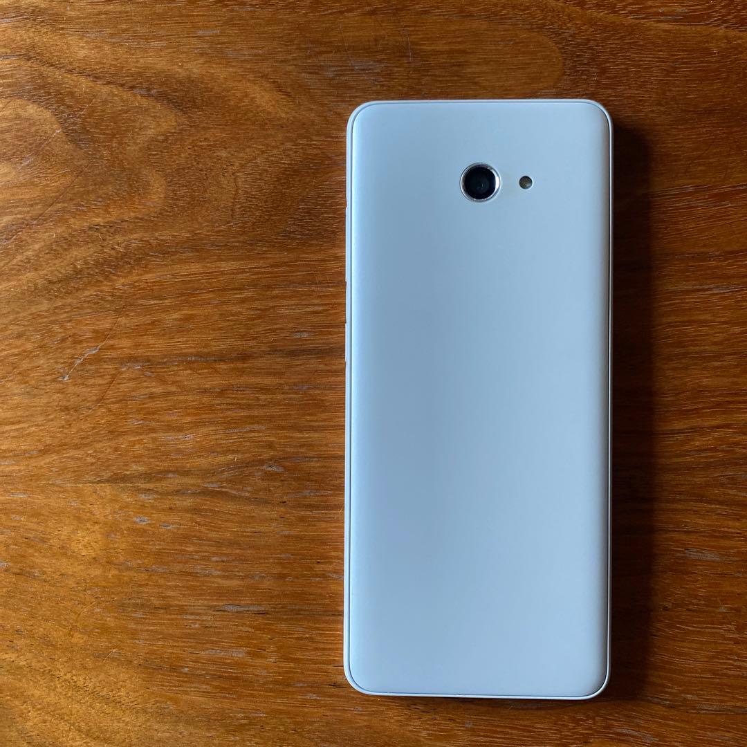 【美品】かんたんスマホ2+　説明書&箱付き　ホワイト　A201KC　ワイモバイル