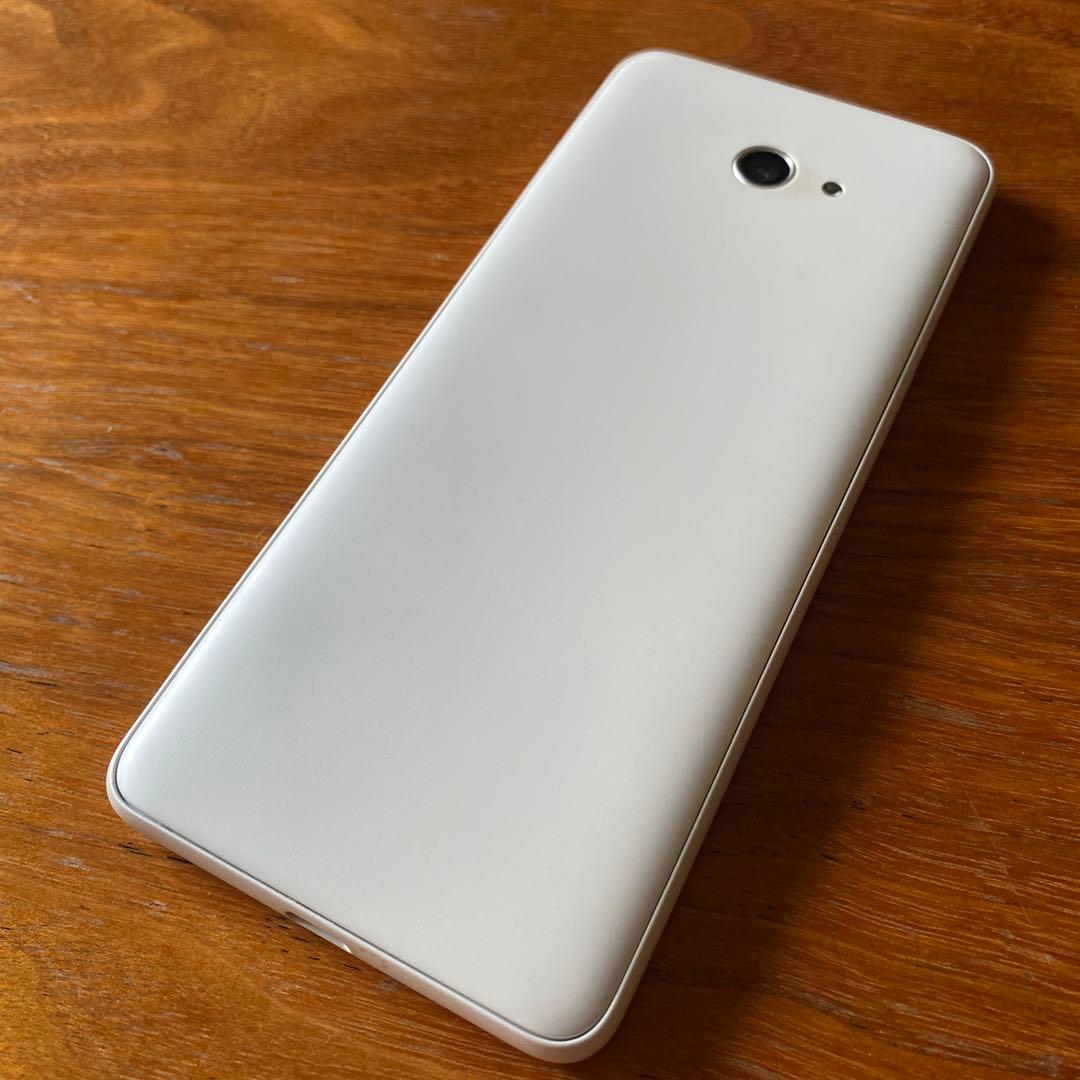 【美品】かんたんスマホ2+　説明書&箱付き　ホワイト　A201KC　ワイモバイル