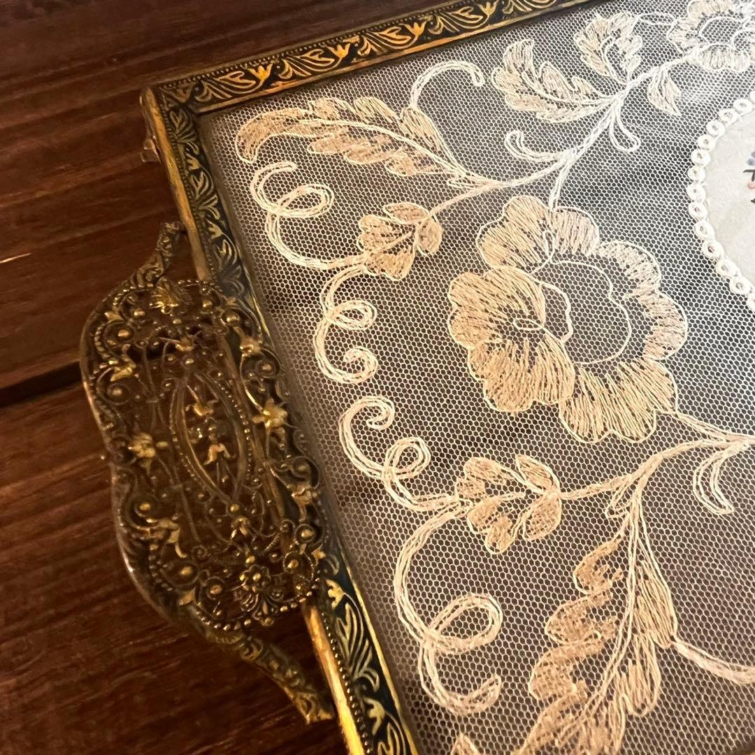 アンティーク　ドレッシングトレイ　刺繍トレイ　アクセサリートレイ　レース