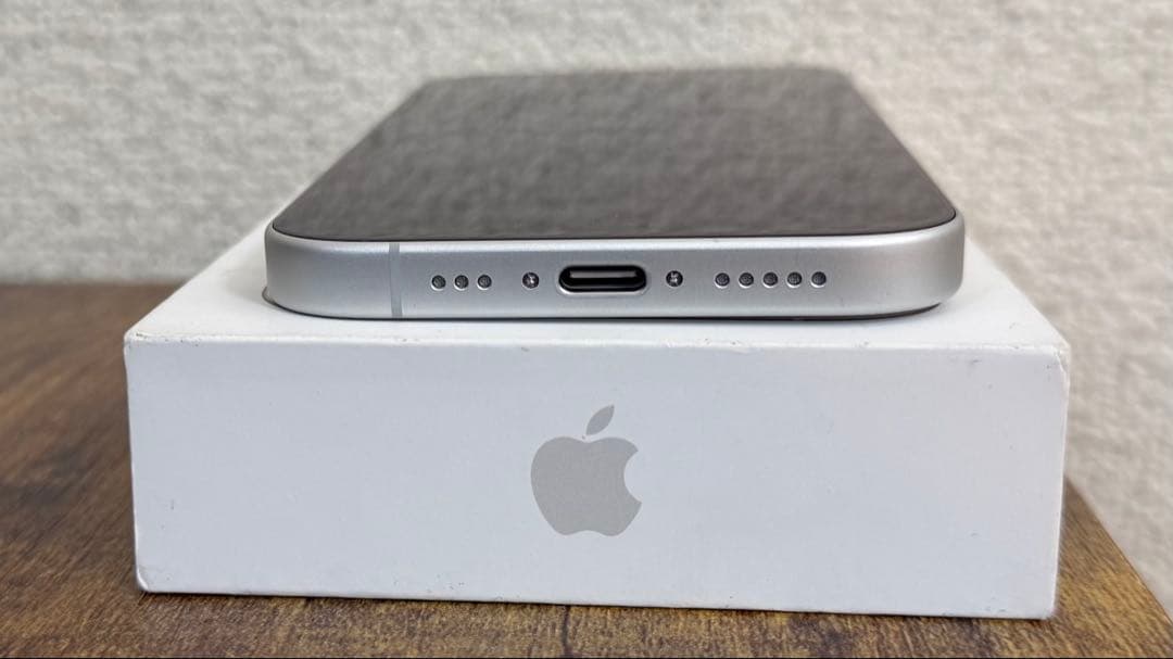Apple iPhone17 ホワイト 512GB SIMフリー 本体 1回使用