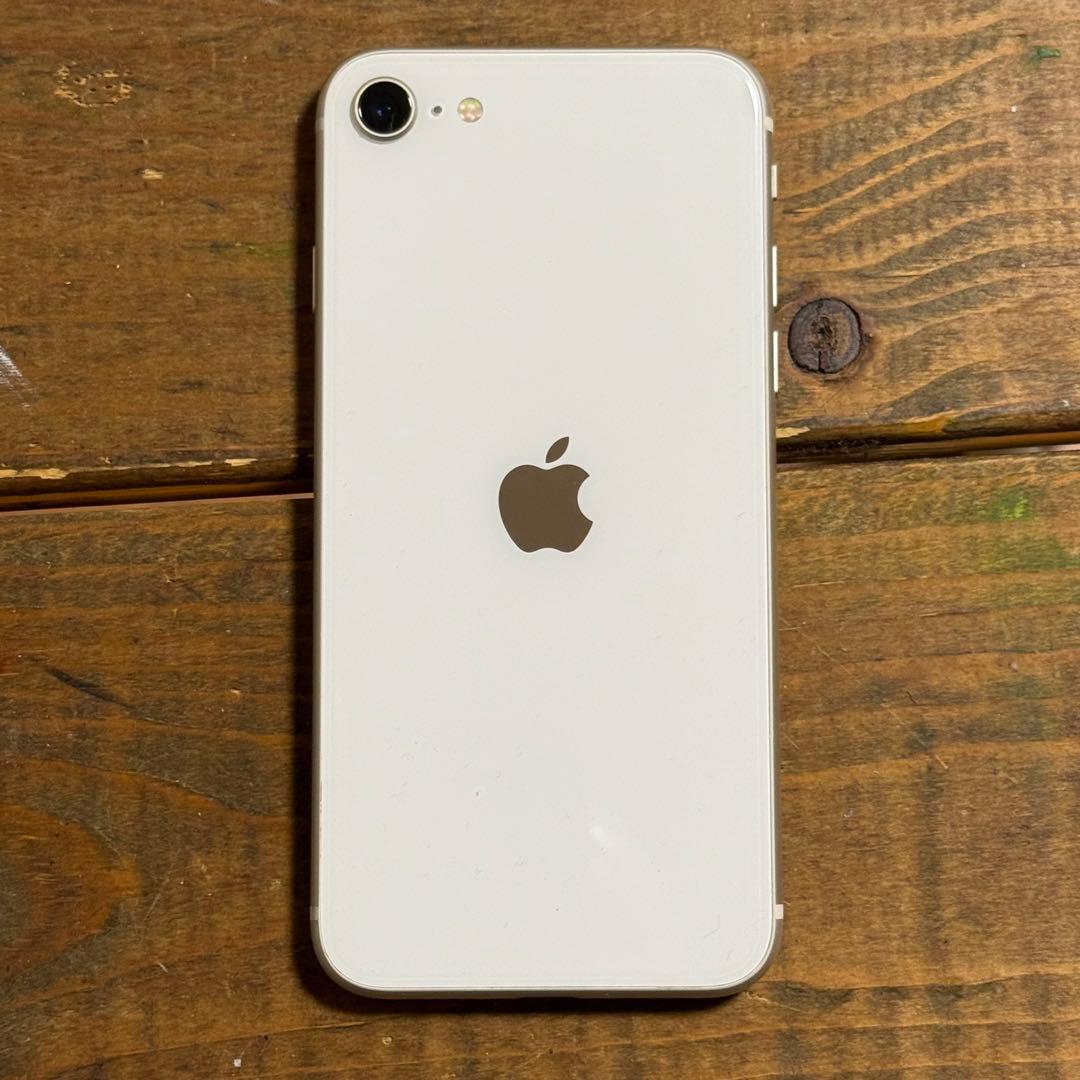 iPhoneSE3 バッテリー75% SIMフリー 64GB スターライト