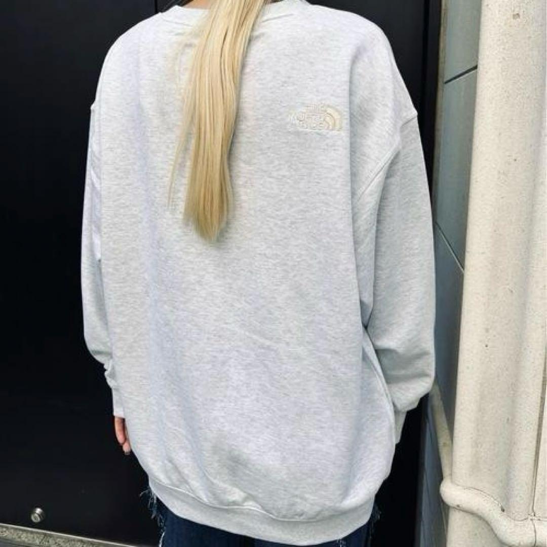 韓国　新品　ノースフェイス　トレーナー XL　グレー　国内未入荷　ロゴ 正規品