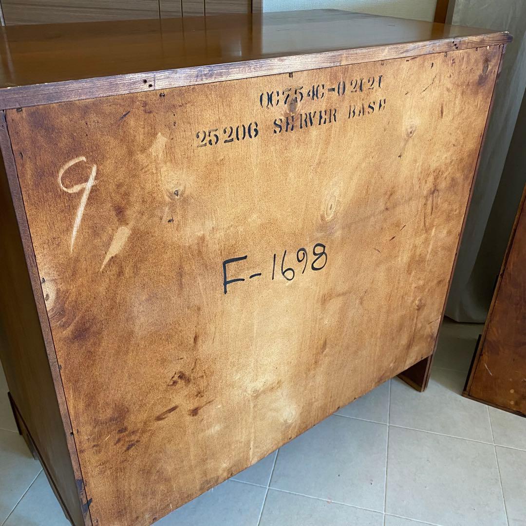 アンティーク　キャビネット　カップボード　シェルフ　食器棚　アメリカ製　北欧