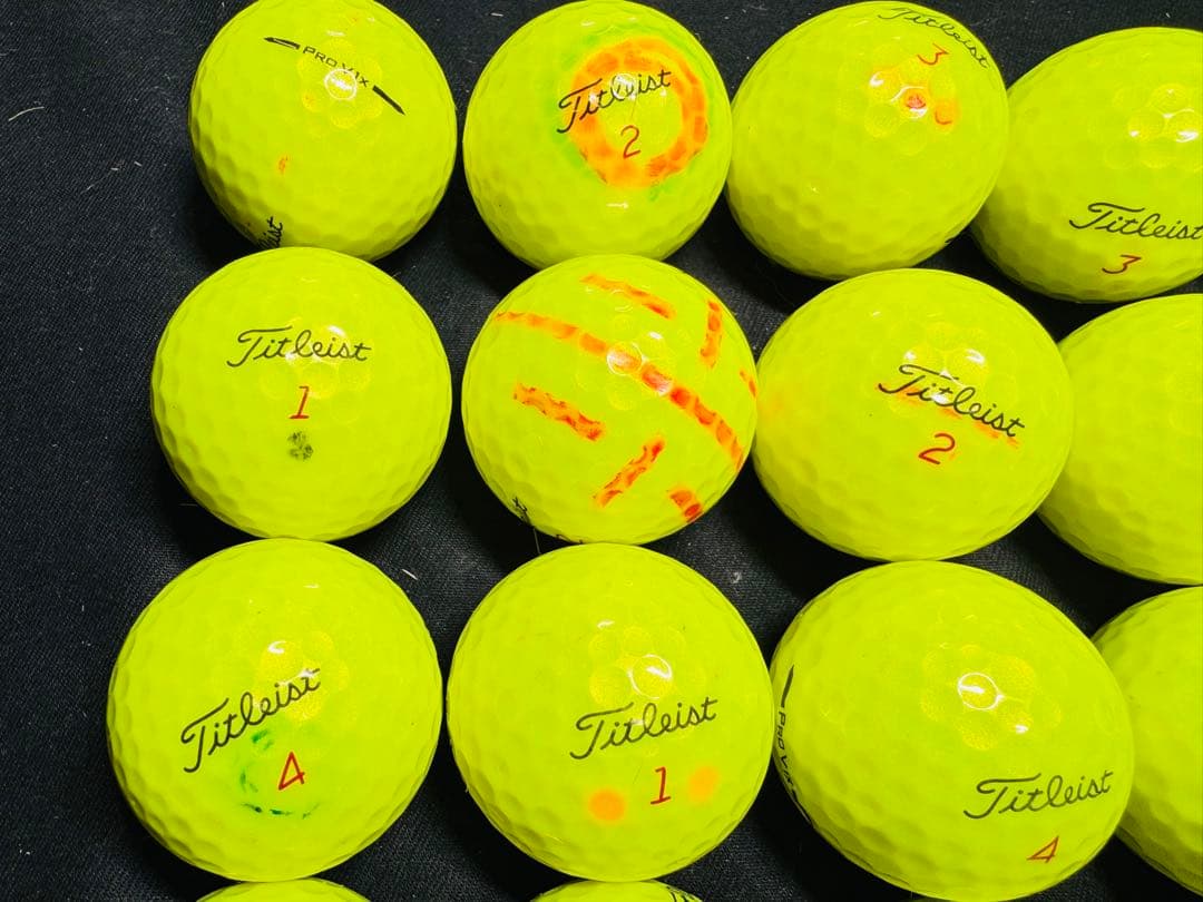 最新 タイトリスト PRO V1X 2025年モデル 30個　　イエロー