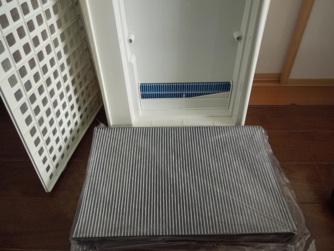 【未使用品】SHARP 加湿空気清浄機 KC-30T2-W　床置・卓上兼用型