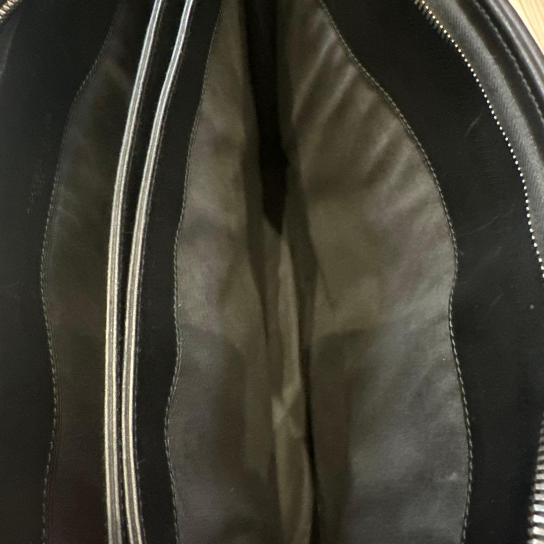 ボッテガヴェネタ イントレチャート ビジネスバッグ　ブラック【週末まで】