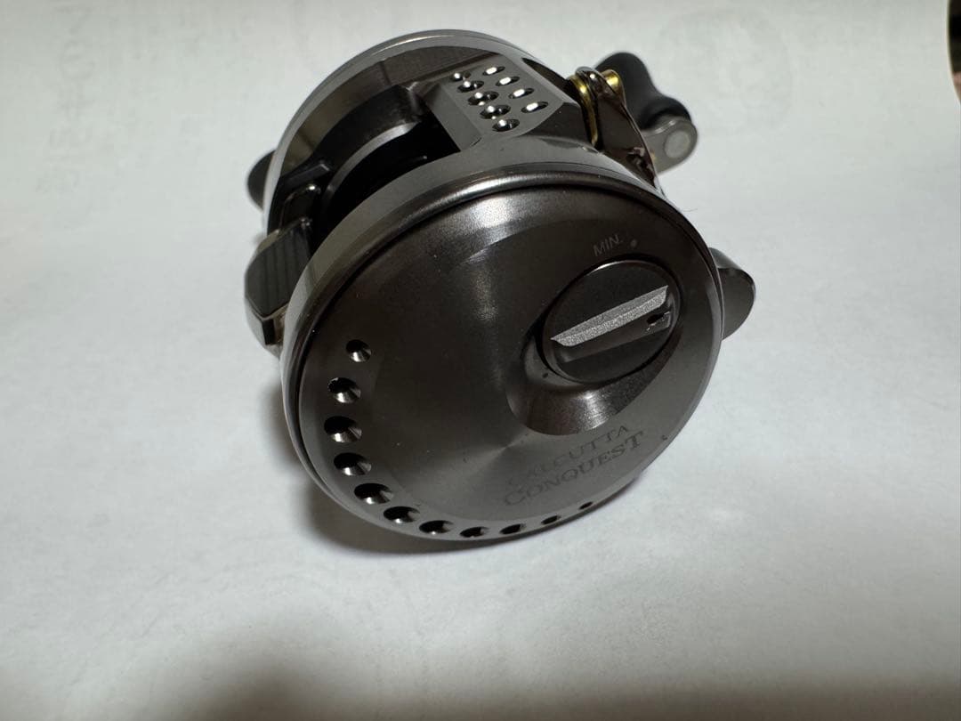 リール SHIMANO CALCUTTA CONQUEST BFS XG