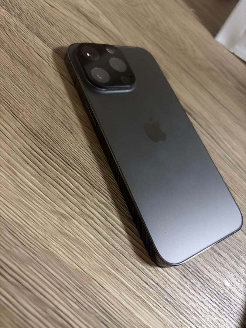 【美品SIMフリー】iPhone 13Pro 1TBグラファイト