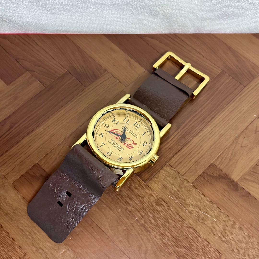 コカ・コーラ Coca Cola ゴールド アナログ時計 掛け時計 腕時計型