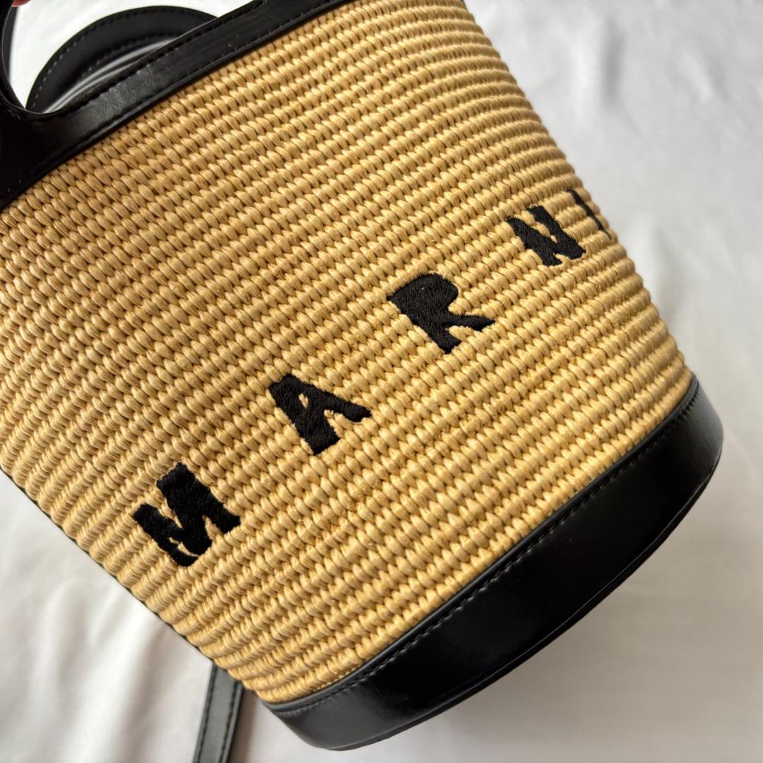 美品 マルニ トロピカリア 2way ハンドバッグ ショルダー お洒落 ブラック