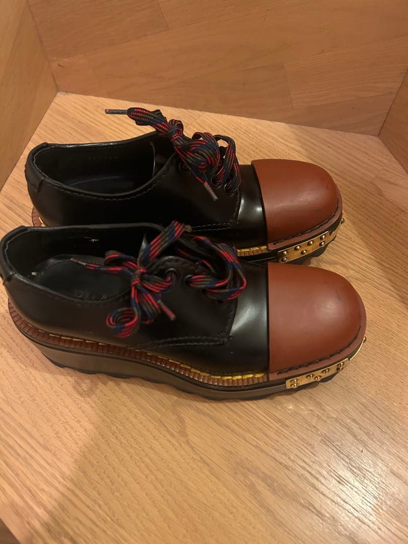 PRADA ブーツ　革靴　厚底　ブラック　黒×えんじ　金具　35 ハーフ　ワーク