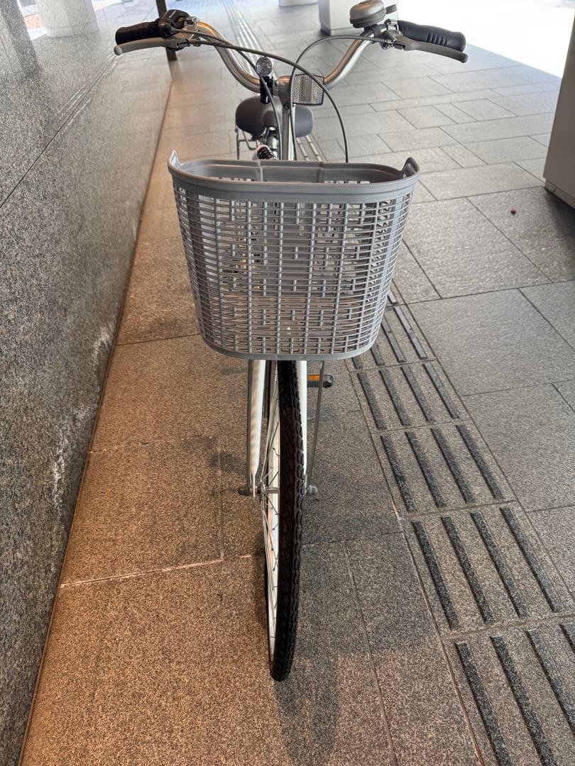GIANT ホワイト シティサイクル 前カゴ付き
