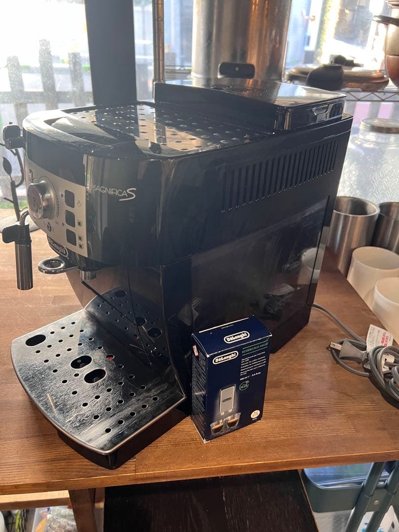 L*p様 De'Longhi エスプレッソマシン マグニフィカS ECAM221