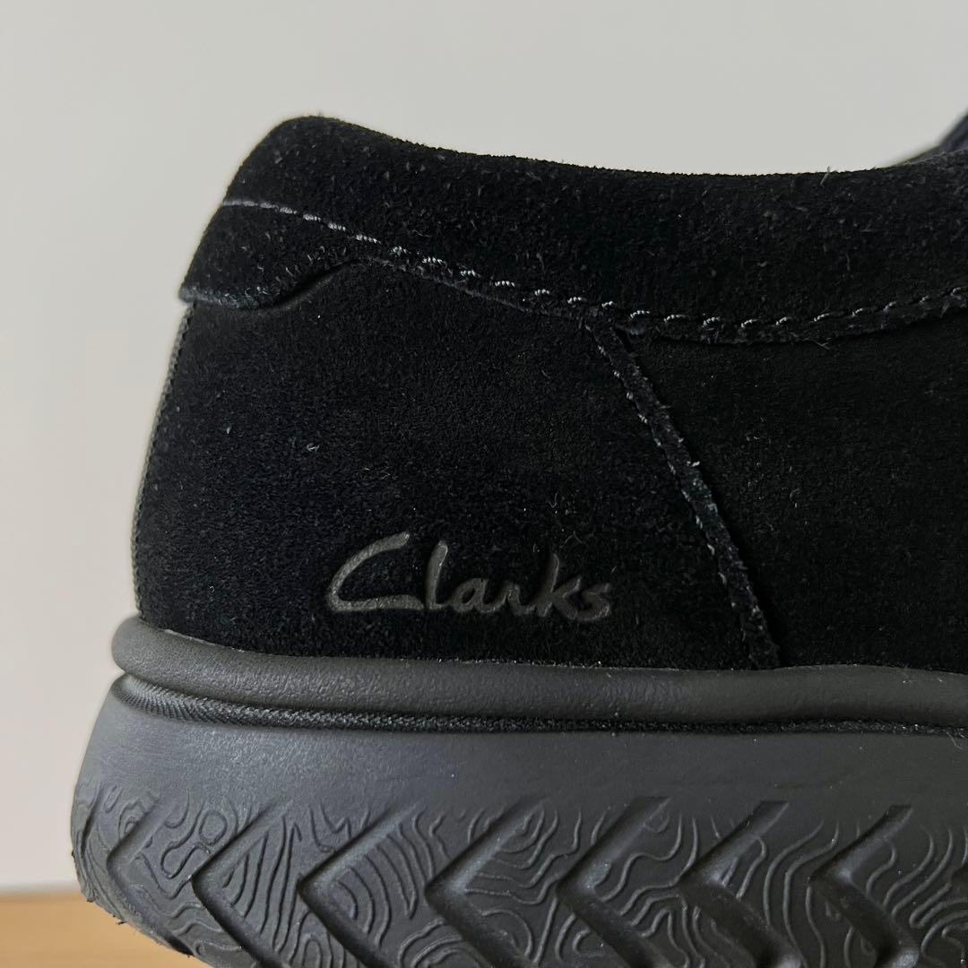 靴 Clarks RelaxLite Low Black Suede UK8 1/2
