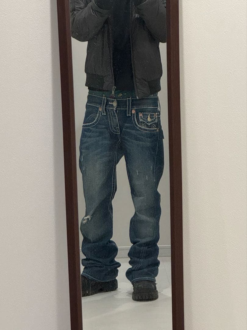 TRUE RELIGION JOEY SUPER T IO着用