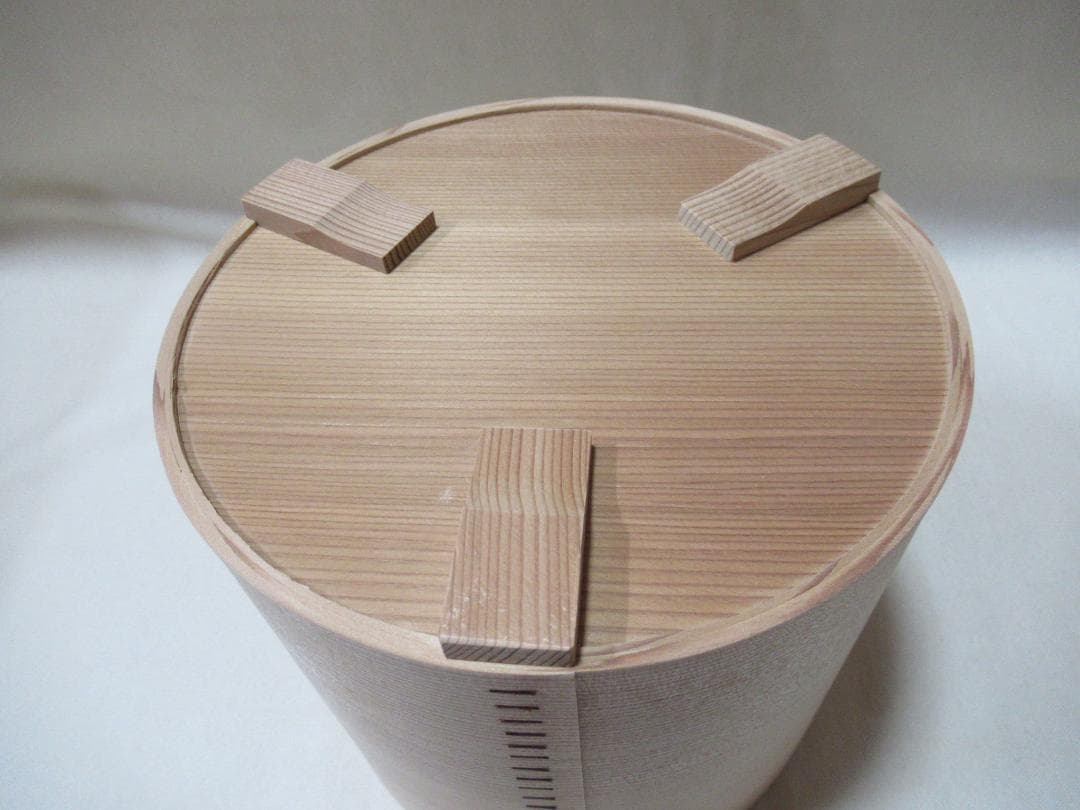 つ様注文品　茶道具　曲木水指　新品同様　紙箱入