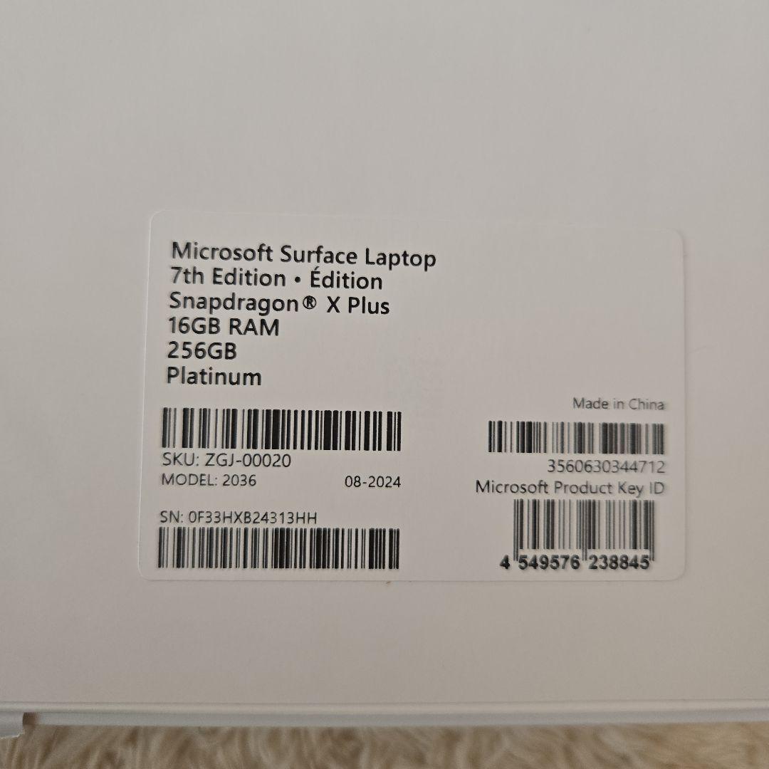 T142★ Microsoft　Surface　Laptop　第7世代